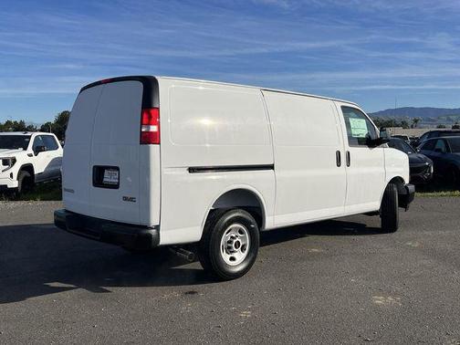 2026 GMC Savana 2500 Work Van