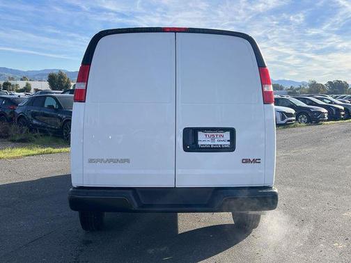 2026 GMC Savana 2500 Work Van
