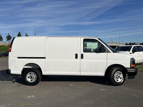2026 GMC Savana 2500 Work Van