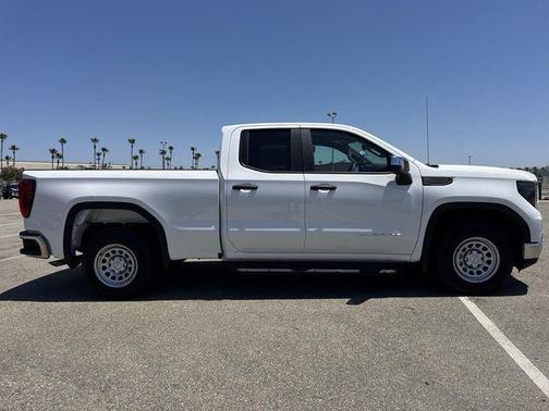 Summit White 2026 GMC Sierra 1500 Pro
