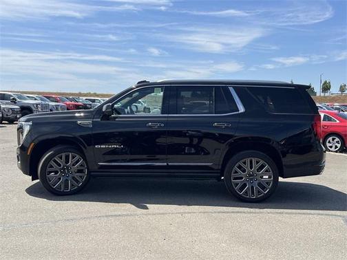 2025 GMC Yukon Denali Ultimate
