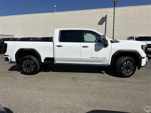 2025 GMC Sierra 2500 Denali Ultimate