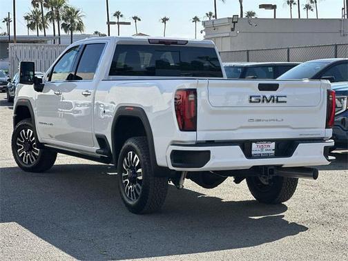 2025 GMC Sierra 2500 Denali Ultimate