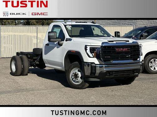 2026 GMC Sierra 3500 Base