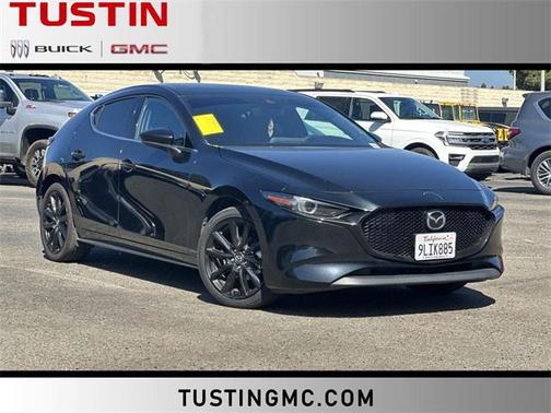 2022 Mazda Mazda3 FWD w/Premium Package