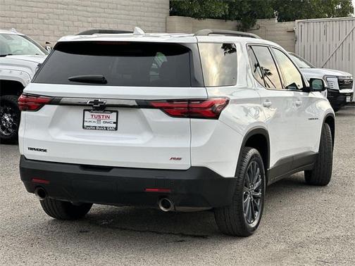 2022 Chevrolet Traverse RS