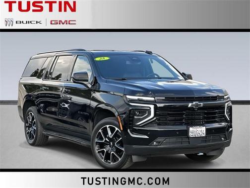 2025 Chevrolet Suburban RST