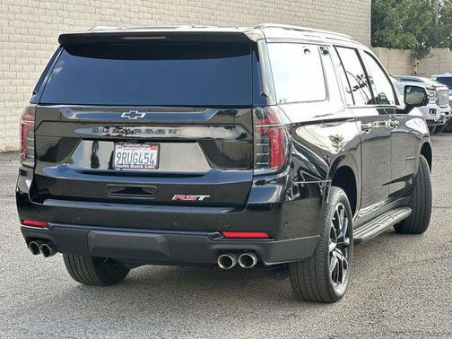 2025 Chevrolet Suburban RST