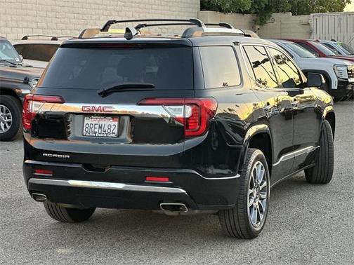 2020 GMC Acadia Denali