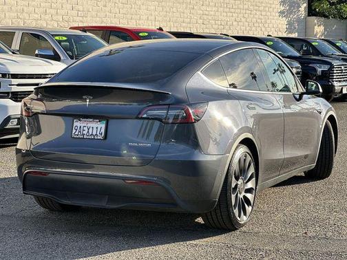 2022 Tesla Model Y Performance Dual Motor All-Wheel Drive
