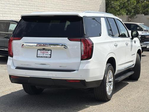 Summit White 2024 GMC Yukon SLT