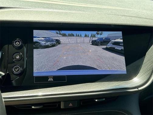 2022 Buick Envision FWD Essence