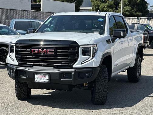 2025 GMC Sierra 1500 AT4X