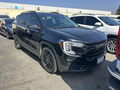 Ebony Twilight Metallic 2023 GMC Terrain SLE
