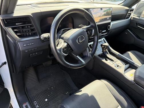 Eminent White Pearl 2024 Lexus GX 550 Overtrail+