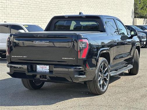 2025 GMC Sierra EV Extended Range Denali