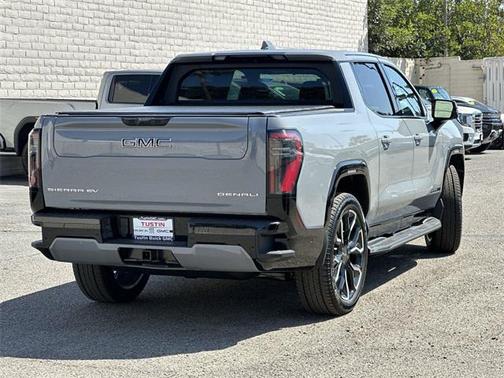 2025 GMC Sierra EV Max Range Denali