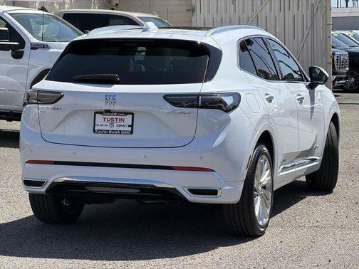 Iridescent White Tricoat 2026 Buick Envision Avenir AWD