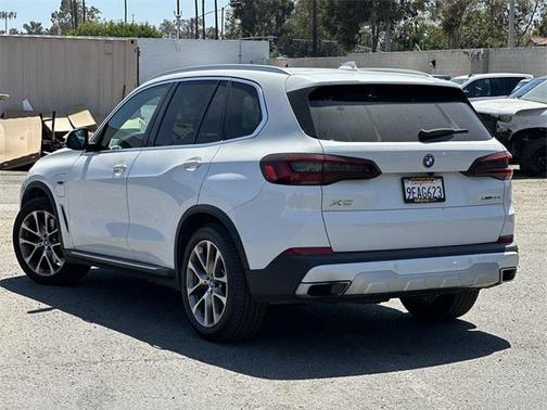 2023 BMW X5 PHEV xDrive45e