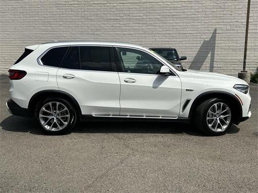 2023 BMW X5 PHEV xDrive45e
