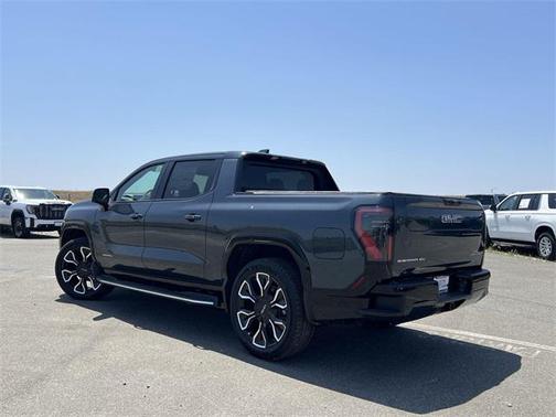 2025 GMC Sierra EV Extended Range Denali