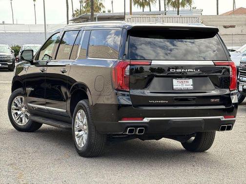 Onyx Black 2025 GMC Yukon XL Denali