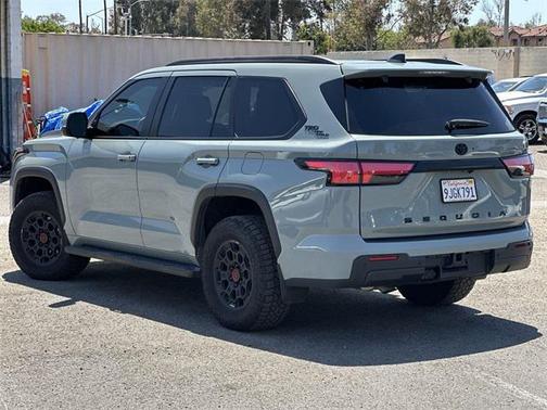 2024 Toyota Sequoia SR5