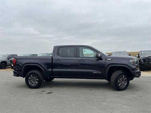 2025 GMC Sierra 1500 AT4X