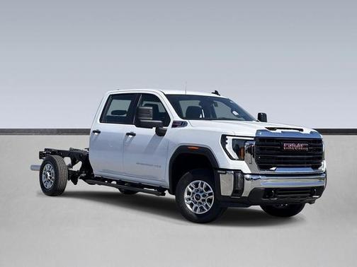 Summit White 2026 GMC Sierra 2500 Pro
