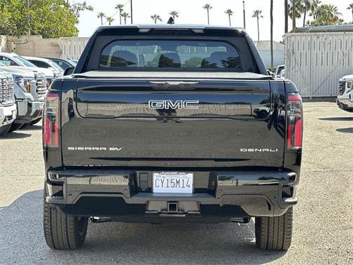 2025 GMC Sierra EV Extended Range Denali