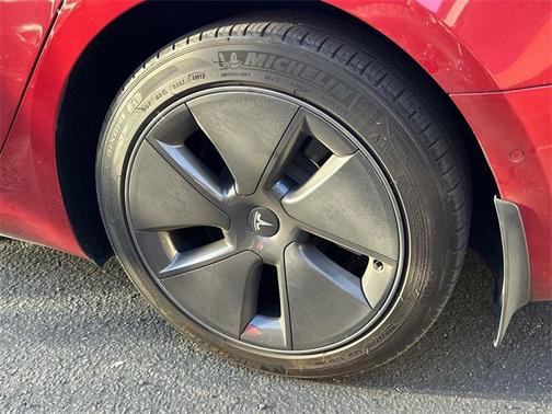 2022 Tesla Model 3 Standard Range