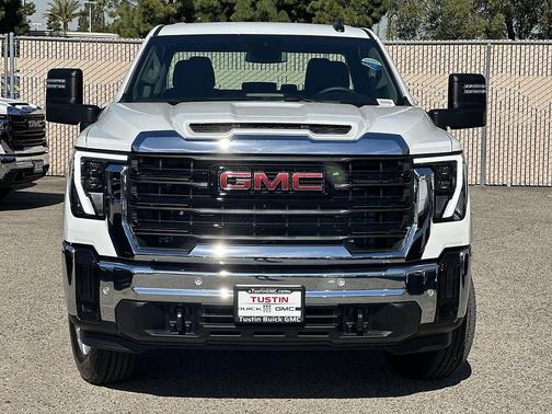 Summit White 2026 GMC Sierra 2500 Pro