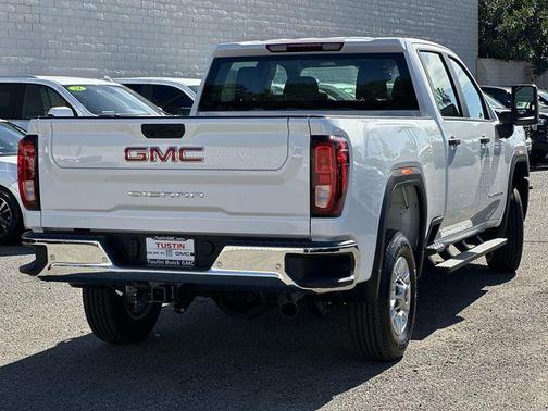 2026 GMC Sierra 2500 Pro