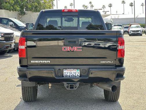 2017 GMC Sierra 2500 Denali