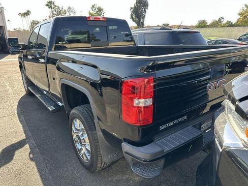 2017 GMC Sierra 2500 Denali