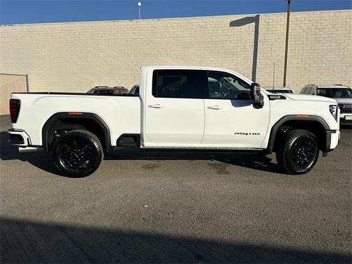 2026 GMC Sierra 2500 AT4