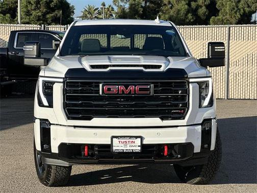 2026 GMC Sierra 2500 AT4