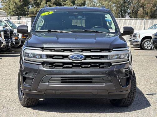 DARK MATTER PC 2024 Ford Expedition Max XLT