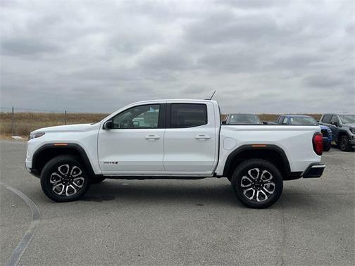 2025 GMC Canyon Base