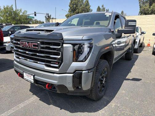 Sterling Metallic 2025 GMC Sierra 2500 AT4