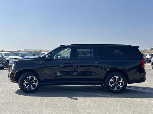 2026 GMC Yukon XL 4WD AT4 Ultimate