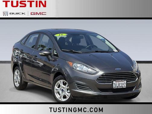 MAGNETIC 2016 Ford Fiesta SE