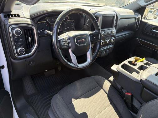 Summit White 2020 GMC Sierra 1500 SLE