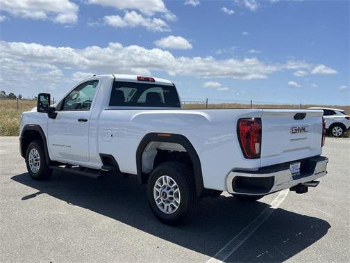 2025 GMC Sierra 2500 Base