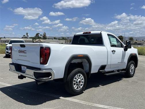 2025 GMC Sierra 2500 Base
