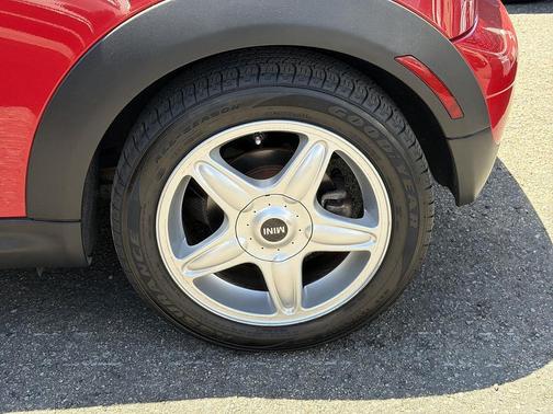(Unknown) 2007 MINI Cooper S Base