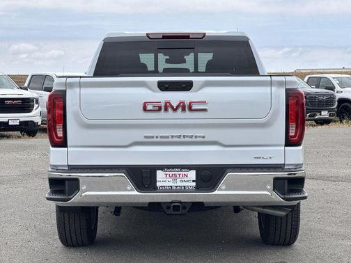 Glacier White Tricoat 2026 GMC Sierra 1500 SLT