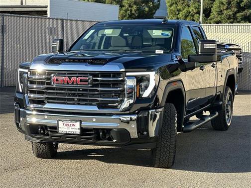 2026 GMC Sierra 2500 SLE