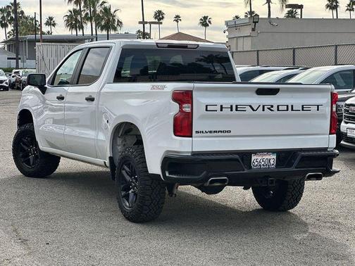 2022 Chevrolet Silverado 1500 Custom Trail Boss