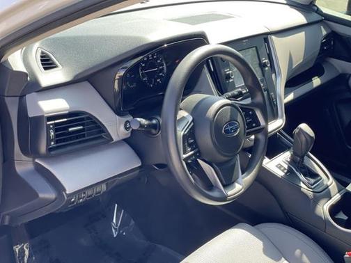 Photo 2 of 33 of 2021 Subaru Legacy